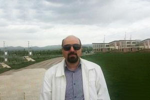 محسن در بانی